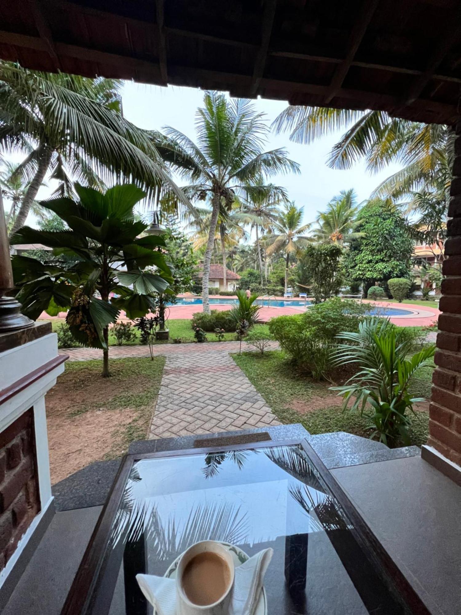 Abad Harmonia Ayurvedic Beach Resort Kovalam Dış mekan fotoğraf