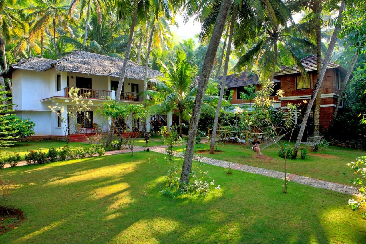 Abad Harmonia Ayurvedic Beach Resort Kovalam Dış mekan fotoğraf